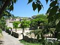 L'esplanade du bas du village.
